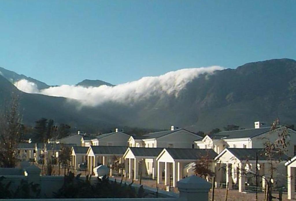 Franschhoek Travellers Lodge Dış mekan fotoğraf